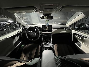 Toyota: Toyota RAV4: 2021 г., 2.5 л, Автомат, Бензин, Кроссовер — 11