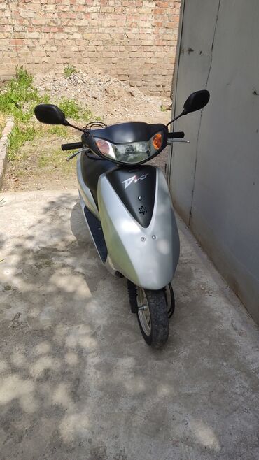 токмок скутер: Скутер Honda, 60 куб. см, Бензин, Колдонулган