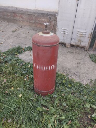 метала черепица б у: Газовый баллон (красный), надпись «ПРОПАН». Металлический