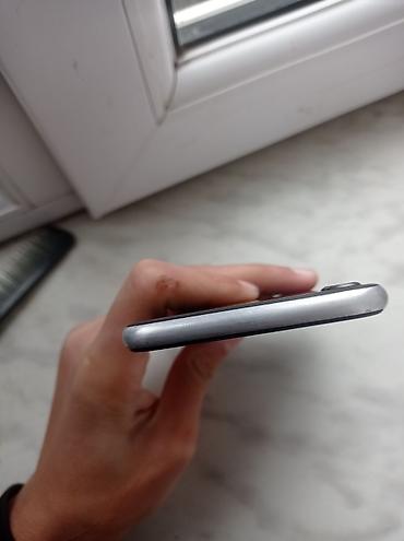 Apple iPhone: IPhone 7, Qara, Barmaq izi — 6