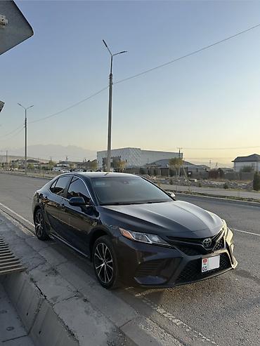 нужна машина: Toyota Camry: 2018 г., 2.5 л, Автомат, Бензин, Седан — 4
