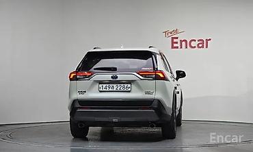 продам рав 4 гибрид: Toyota RAV4: 2021 г., 2.5 л, Вариатор, Гибрид, Кроссовер — 4