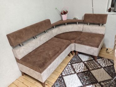 uz qaş stolu: Künc divan, İşlənmiş, Açılmayan, Bazasız
