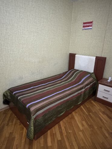 Rəflər: İşlənmiş, Təknəfərlik çarpayı, Bazasız, Matras ilə, Siyirməsiz