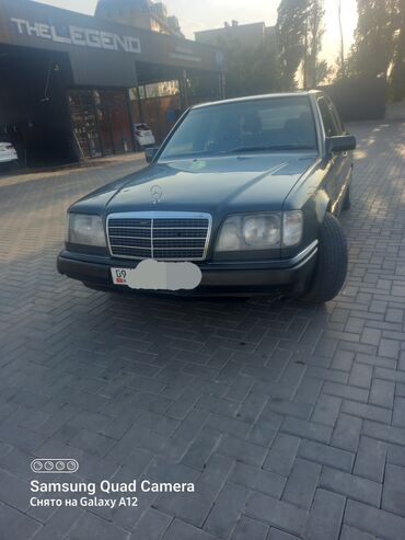 202 мерседес: Mercedes-Benz W124: 1993 г., 2.2 л, Механика, Бензин, Седан