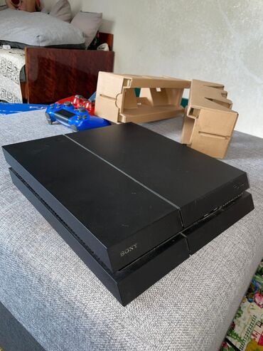 playstation 4 pro бишкек: Здравствуйте, продаю свою игровую приставку Sony playstation 4