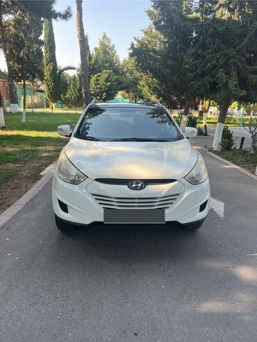 Hyundai Tucson: 2 l | 2012 il Krossover
