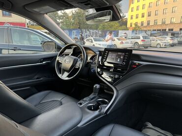 Toyota: Toyota Camry: 2021 г., 2.5 л, Автомат, Гибрид, Седан — 11
