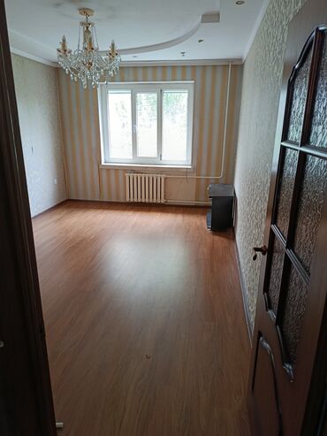 квартира раздольный: 2 бөлмө, 62 кв. м, 106-серия, 4 кабат