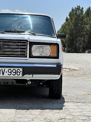 niva on şuşə: VAZ (LADA) 2107: 1.6 l | 2005 il 23123 km Sedan — 6