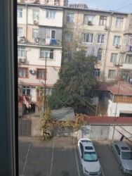 Uzunmüddətli kirayə mənzillər: Nəsimi rayonu ərazisində yerləşən 4 Mikrayonda Metro Nəsimi metrosuna — 3