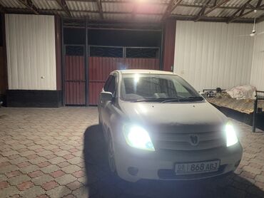 семёрка машина: Toyota ist: 2003 г., 1.5 л, Автоматические, Бензин, Хэтчбэк