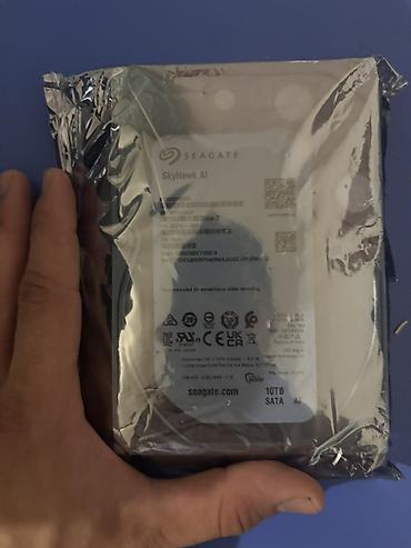 disk: Daxili Sərt disk (HDD) Seagate, > 8 TB, 3.5", Yeni — 2