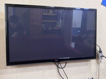 plazma televizor: İşlənmiş Televizor LG 42" Ünvandan götürmə