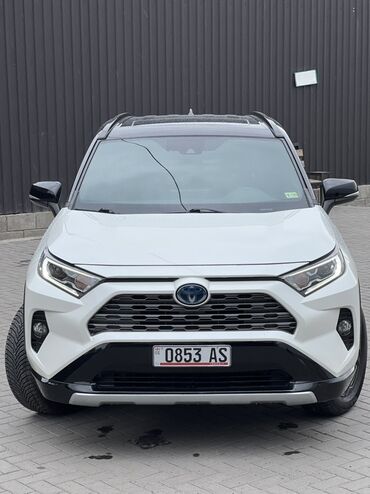 срочно продаю в связи с переездом: Toyota RAV4 Hybrid XSE (поколение XA50) — кроссовер с гибридной