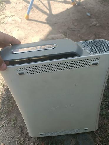 xbox original: Xbox 360 (белая, «толстая» версия) — только сама приставка. Не знаю — 2