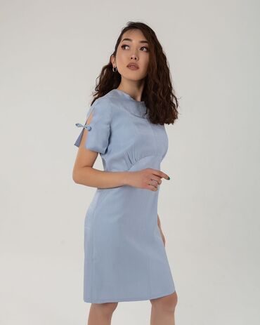 койноктор ош: Кече көйнөгү, Кыска модель, Жеңдери менен, S (EU 36)