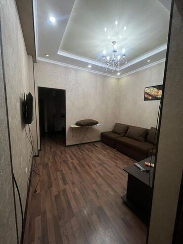боконбаева квартиры: 1 комната, Агентство недвижимости, Без подселения, С мебелью полностью