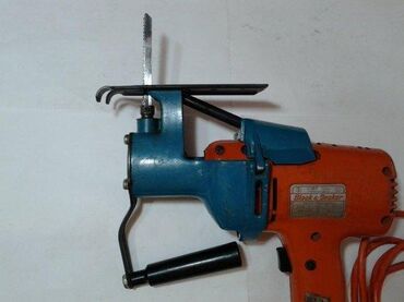 masine za izvlacenje vlage cena: Bušilica sa nastavkom za ubodnu testeru Black & Decker U ponudi