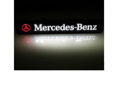 drzac za naocare u kolima: 12V Svetleći LED znak za prednju masku - MERCEDES BENZ Svetleći znak