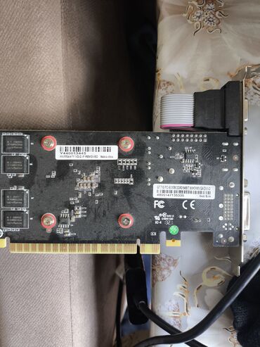 нерабочий пк: Видео карта, Колдонулган, GeForce GT, 2 ГБ, ПК үчүн