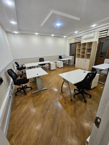 Ofislər: Nizamide Caspian plazanin yaxin yerde Team Plazada 2 Otaqlı 90 — 2