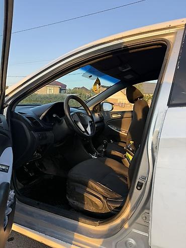 getz 2: Hyundai Solaris: 2013 г., 1.6 л, Механика, Бензин, Седан — 6