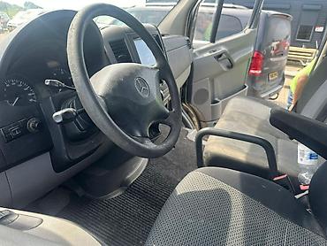 sprinter 4 4: Mercedes-Benz Sprinter 2.2 цельнометаллический фургон (средний база — 7