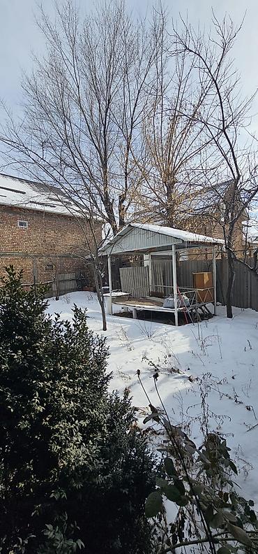 Продажа коттеджей и домов: Продаётся добротный кирпичный дом 85 кв.м на участке 3сотки в районе — 5