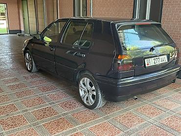 e klass: Volkswagen Golf: 1995 г., 0.2 л, Автомат, Бензин, Хэтчбэк — 2