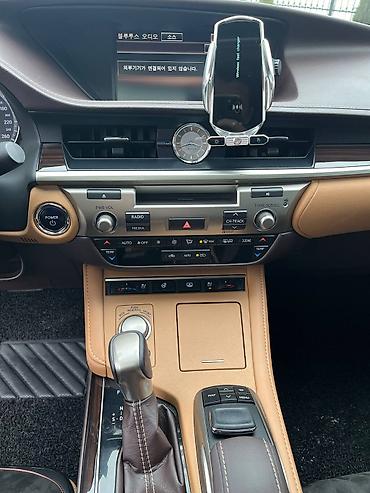 Lexus: Lexus ES: 2017 г., 2.5 л, Автомат, Гибрид, Седан — 9