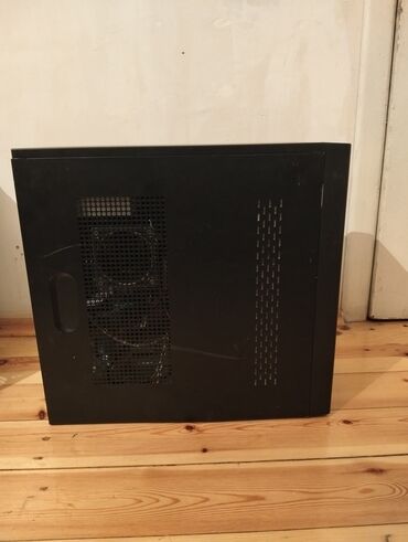 Masaüstü kompüterlər və iş stansiyaları: Masaüstü kompüter (DDR2 platforması) – korpus: Gigabyte Chassis — 1