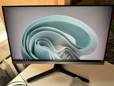 Masaüstü kompüterlər və iş stansiyaları: Samsung oyun manitoru 24 ekran. Ideal veziyyetdedir. Evde seliqeli