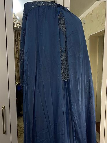 Танцевальные платья: Бальное платье, Длинная модель, цвет - Голубой, L, В наличии at lalafo.kg — 2 Танцевальные платья: Бальное платье, Длинная модель, цвет - Голубой, L, В наличии — 2