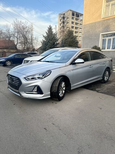 Hyundai: Hyundai Sonata: 2019 г., 2 л, Типтроник, Газ, Седан