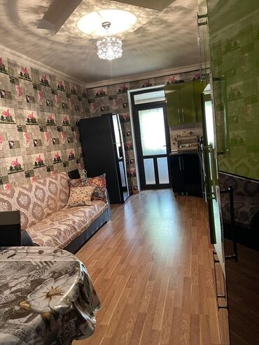 Qonaq otağı dəstləri: Divan — 2