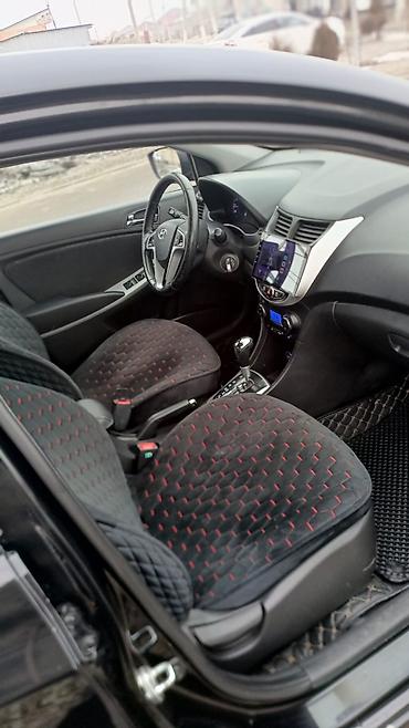 Hyundai: Hyundai Solaris: 2012 г., 1.6 л, Автомат, Бензин, Хэтчбэк — 10