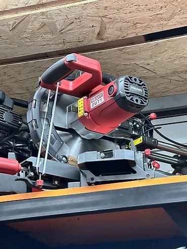 Араалар: Торцовочная пила с протяжкой VORCRAFT (серия Heavy Duty) - Тип — 1