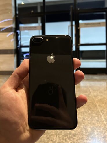 Apple iPhone: IPhone 8 Plus, 64 ГБ, Отпечаток пальца