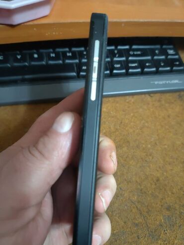 Blackberry: Blackberry Z10, bоја - Crna — 14