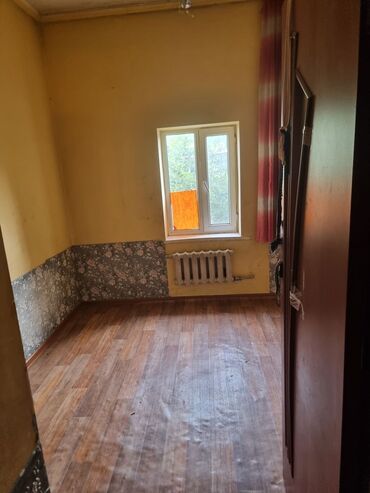 снять дом в бишкуле на длительный срок: 70 м², 4 комнаты, Забор, огорожен, Подвал, погреб