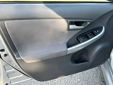 prius 30: Toyota Prius: 2011 г., 1.8 л, Вариатор, Гибрид, Хэтчбэк — 8