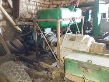 Kommersiya nəqliyyat vasitələri: Traktor motor İşlənmiş