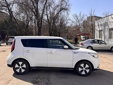 Kia: Kia Soul: 2018 г., Автомат, Электромобиль, Хэтчбэк — 4