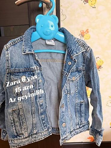 zara usaq geyim: Zara uşaq cins gödəkçəsi - Ölçü: 6 yaş (etiketdə 116 sm) - Klassik — 1