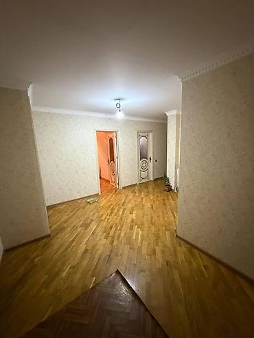19: 2 otaqlı, Yeni tikili, m. 8 Noyabr, 106 kv. m — 8