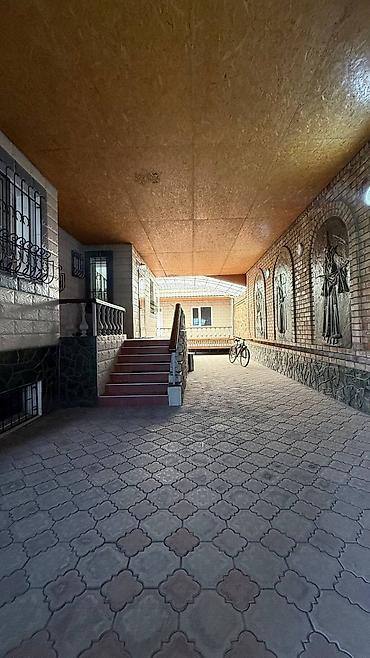 Продажа коттеджей и домов: 📍ул. 27-линия 🔘8-комнат 🔘2 этажа 🔘400м² Продаётся просторный частный — 7