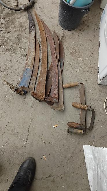 Другие строительные материалы: Болты гайки — 10