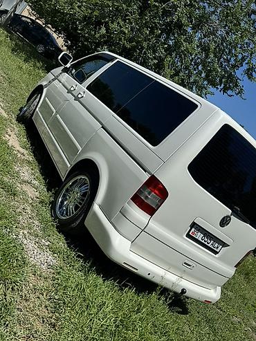 два авто: Volkswagen Multivan: 2004 г., 2.5 л, Механика, Дизель, Минивэн — 5