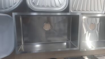 Общие краны, вентили: Mətbəx üçün paslanmayan poladdan tək gözlü lavabo - Material: yüksək